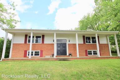 Main picture of 425 Eastover Dr