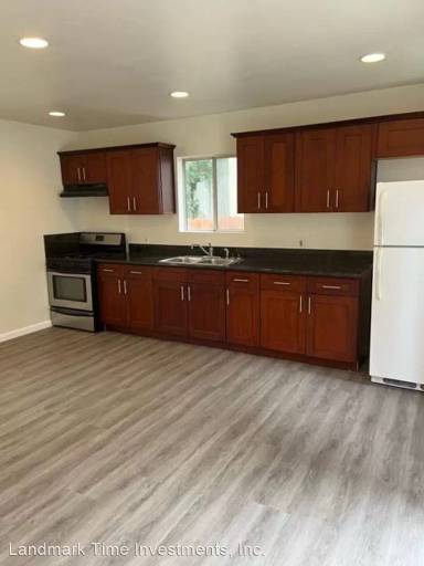 Main picture of 1449 Angelus Ave