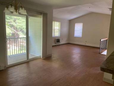 Main picture of 1 Meadow Dr