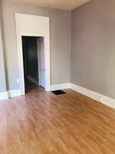 Main picture of 701 North St