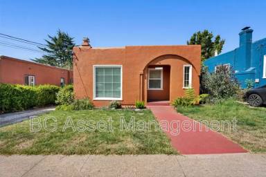 Main picture of 3081 California St