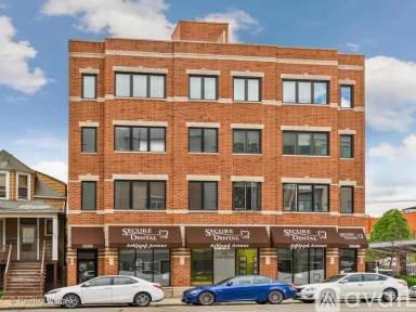 Main picture of 3536 N Ashland Ave