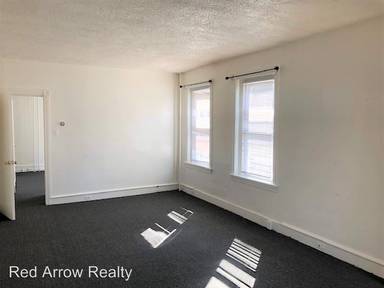 Main picture of 741 Jeffrey St