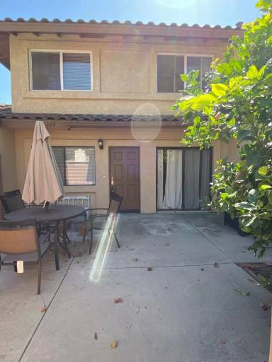 Main picture of 642 Doyle Ln