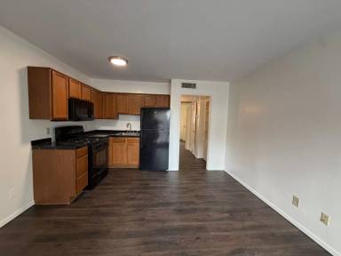 Main picture of 4107 Avondale Ave