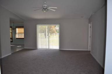 Main picture of 5 White Wing Pl