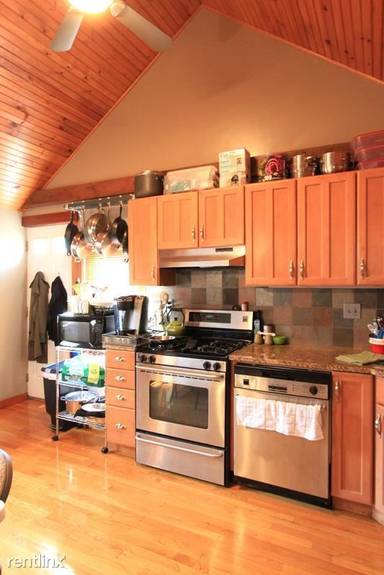 Main picture of 127 Amory St