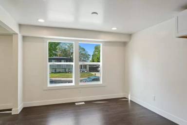 Main picture of 81 E Benson Way
