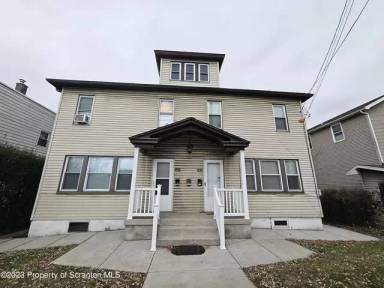 Main picture of 1019 Main St