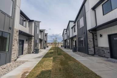 Main picture of 689 Curlew Dr