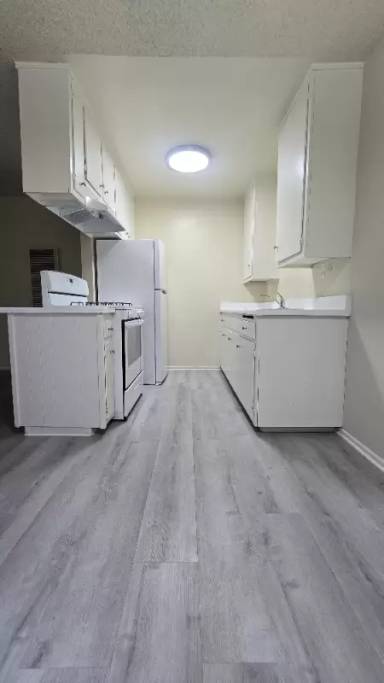 Main picture of 530 N Wilson Ave