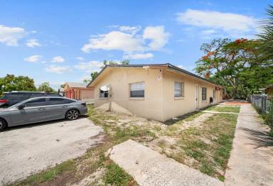 Main picture of 5551 5th Ave