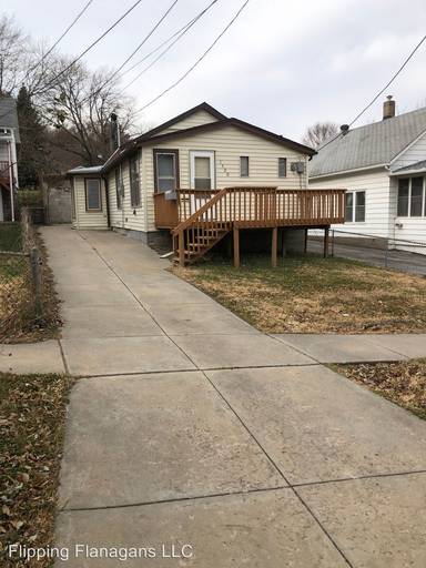 Main picture of 1420 S 5th St