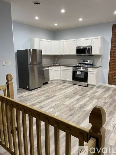 Main picture of 136 Hill St