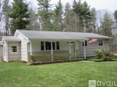 Main picture of 37 Lake St