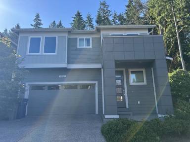 Main picture of 4132 223rd Pl SE
