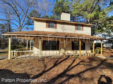 Main picture of 1700A Springwoods Lake Dr