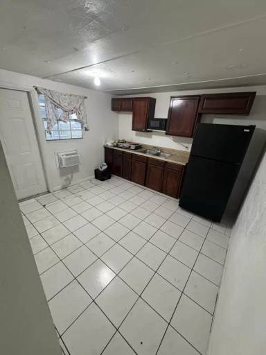 Main picture of 1135 SW 127th Ct