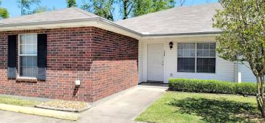 Main picture of 1530 Saint John Bosco St