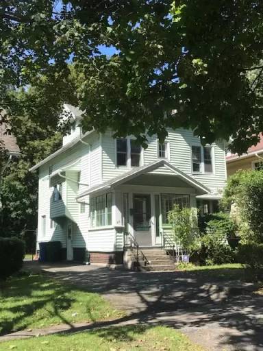 Main picture of 69 Herkimer St