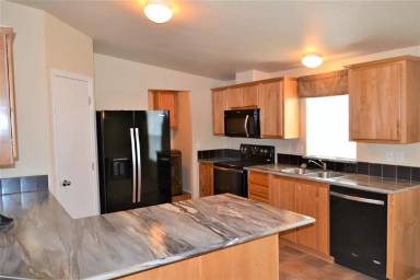 Main picture of 10905 W Tahiti St