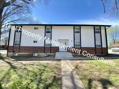 Main picture of 1001 Twin Oaks Ter