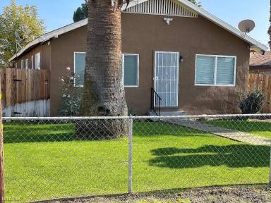 Main picture of 1110 O St