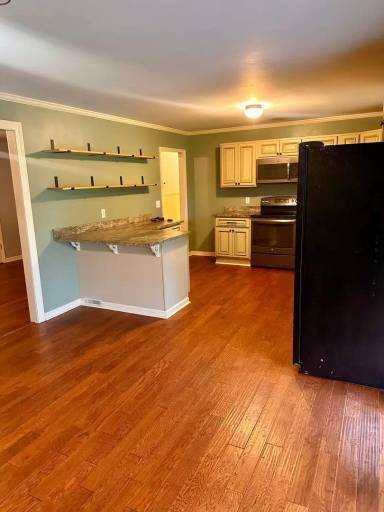Main picture of 418 Bishop Branch Rd