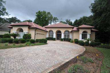 Main picture of 12 Clementina Ct