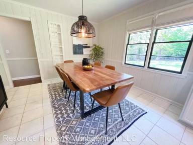 Main picture of 1180 Riverside Ter