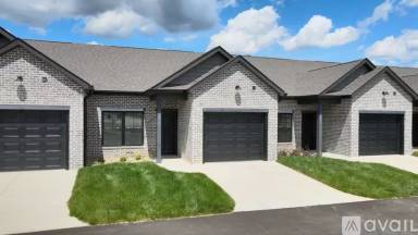 Main picture of 915 Suncrest Dr