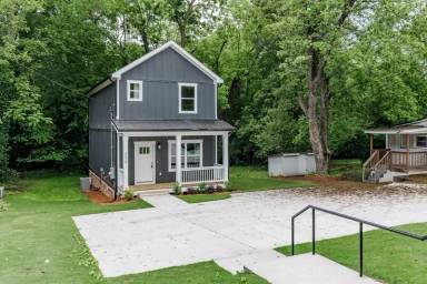 Main picture of 232 Vine St