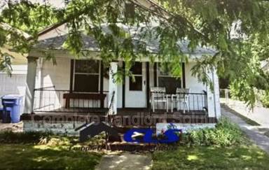 Main picture of 1526 Woodley Ave