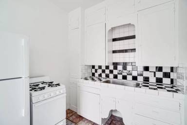 Main picture of 2245 2nd Ave