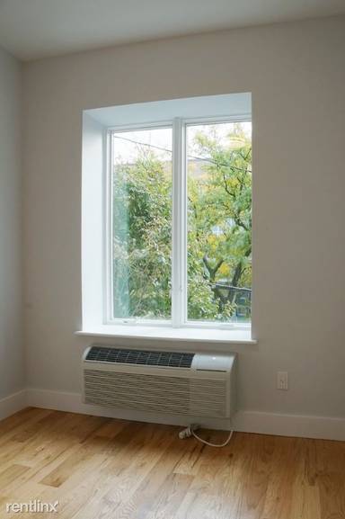 Main picture of 494 Jackson Ave
