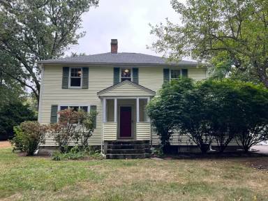 Main picture of 8 Perry Rd