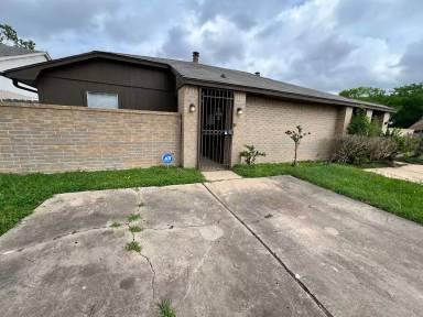 Main picture of 5436 Parkridge Dr