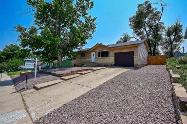 Main picture of 3657 Overton St