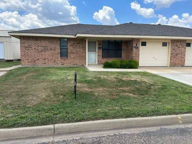 Main picture of 800 28th St