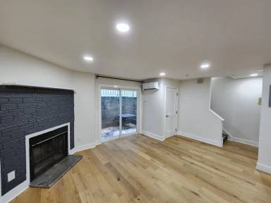 Main picture of 308 W Wildey St