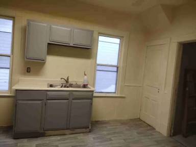 Main picture of 736 New Castle Ave