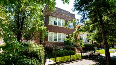 Main picture of 4821 W Cornelia Ave