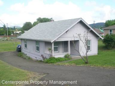 Main picture of 946 NE Walnut St