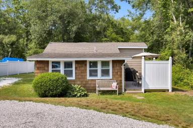 Main picture of 75 Chapman Beach Rd