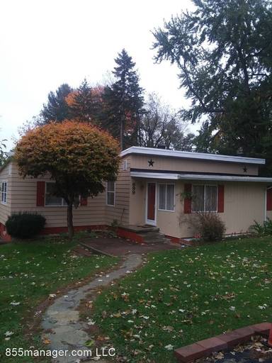 Main picture of 699 S Winding Dr