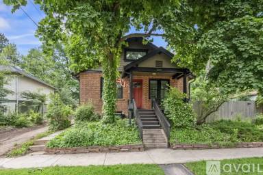 Main picture of 1010 Euclid Ave