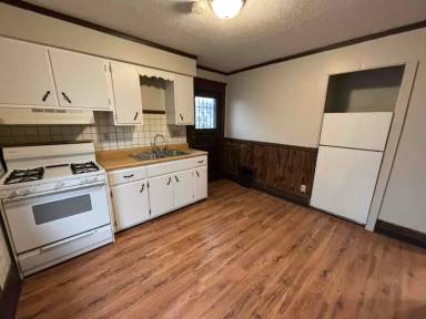 Main picture of 703 Harrison Ave SW
