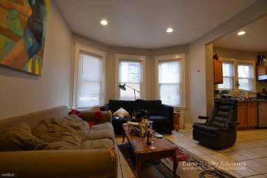 Main picture of 16 Long Ave