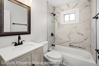 Main picture of 709 Jefferson Rd