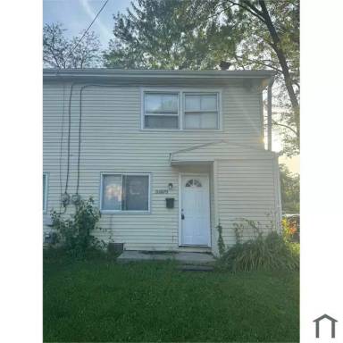 Main picture of 33578 Berville Ct